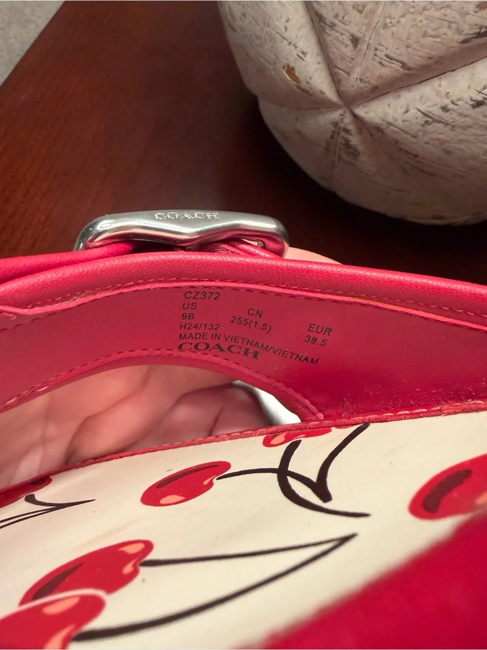 Coach Margot Cherry Print Leather Kitten Heel Sandal Size 9 - Picture 9 of 13
